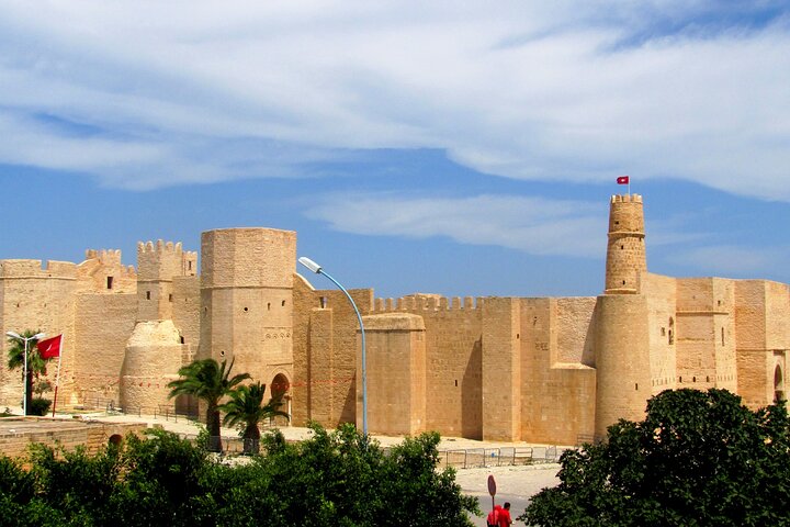 Private Luxury Tour: Kairouan, El Jem & Monastir or Sousse
