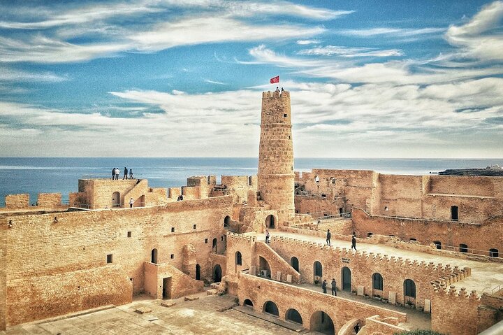 Private Luxury Tour: Kairouan, El Jem & Monastir or Sousse