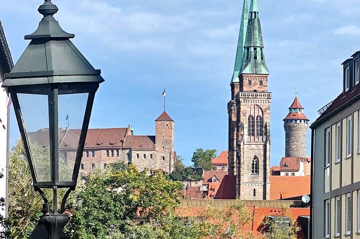 Nuremberg Castle and Old Town Tour incl. tickets and beer tasting