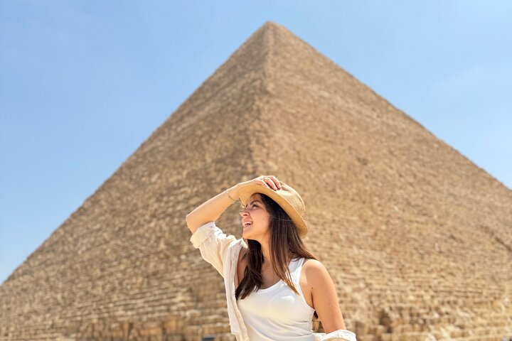 VIP Private Giza Pyramids Tour & Sphinx from Alexandria Port
