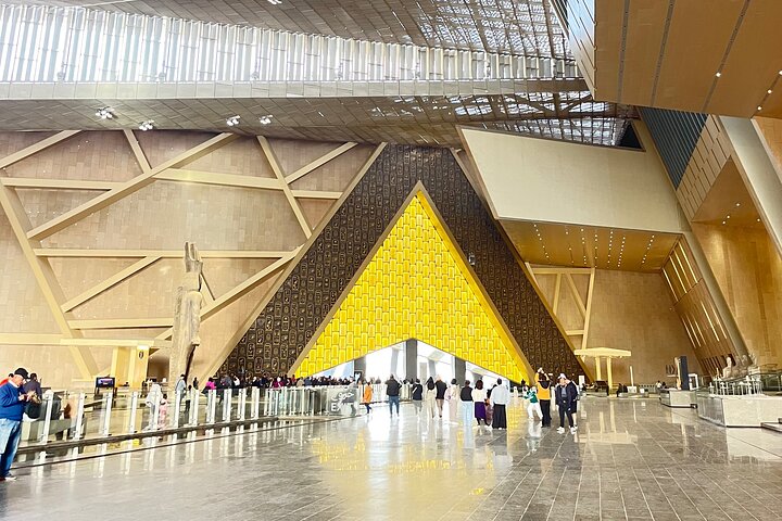 VIP Private Giza Pyramids Tour & Sphinx from Alexandria Port