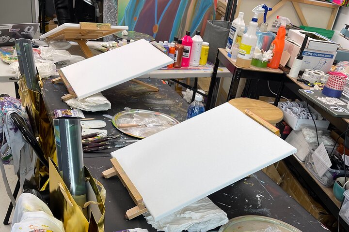 NYC: Abstract Painting with Palette Knives – Small Group