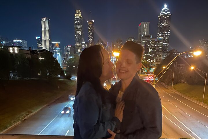 City Lights Atlanta Night-Time Bus Tour with Photos & Dinner Stop