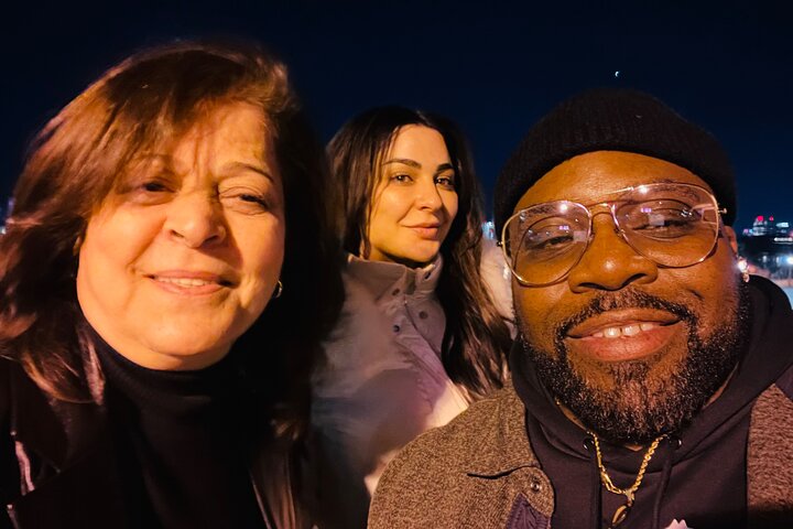 City Lights Atlanta Night-Time Bus Tour with Photos & Dinner Stop