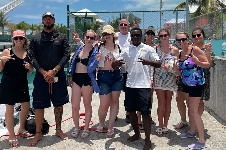 Nassau: 3 islands Pigs,Turtles,Snorkel & Beach Club with lunch