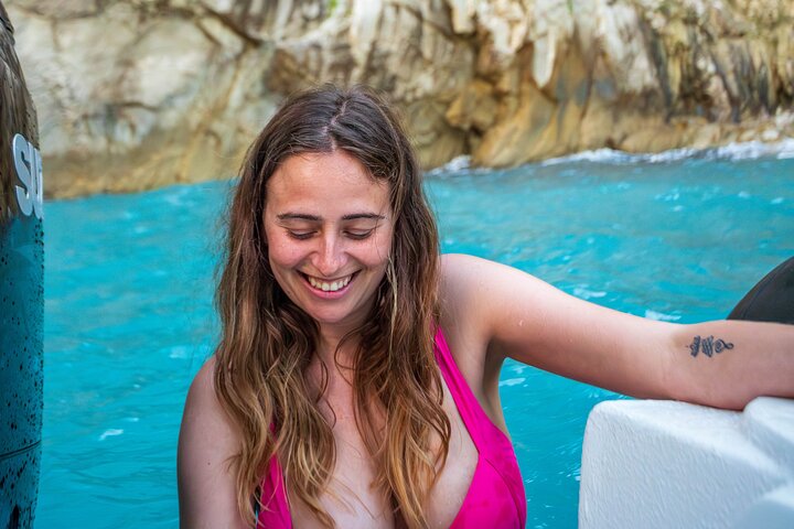 Alcudia: 3H Sightseeing, Sea Caves & Snorkel Speedboat Tour