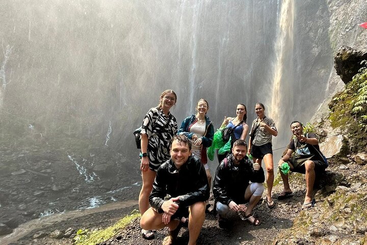 From Surabaya/Malang 3D2N Tumpak Sewu, Bromo, Ijen Drop Bali