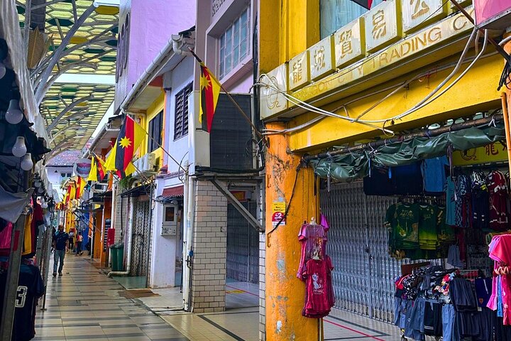 Kuching Foodie Experience Guided Tour with 5 Tastings