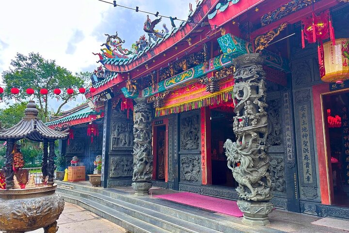 Kuching Foodie Experience Guided Tour with 5 Tastings