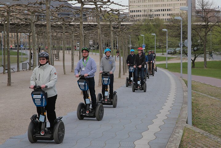 Düsseldorf Segway Tour: Classical City Experience