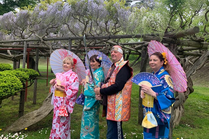 Hakodate Exploration Tour with Private Guide