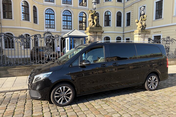 Private Transfers from to Berlin Airport BER