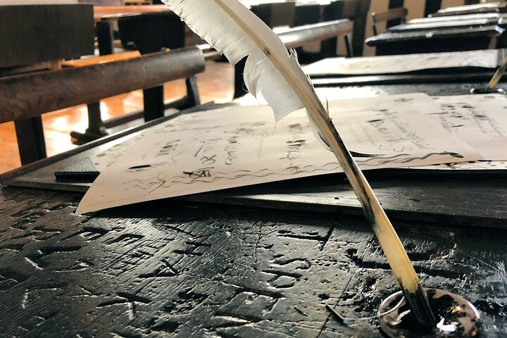 Shakespeare's Schoolroom & Guildhall Entry Ticket and Tour