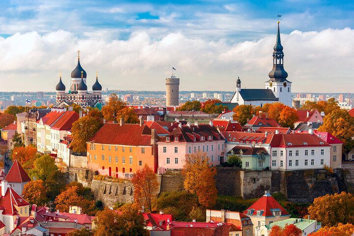 Guided Old Town Tallinn Historical Walking Tour