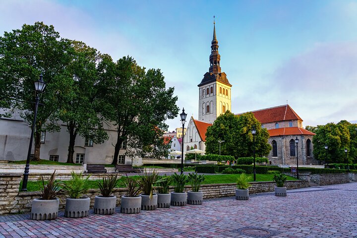 Guided Old Town Tallinn Historical Walking Tour