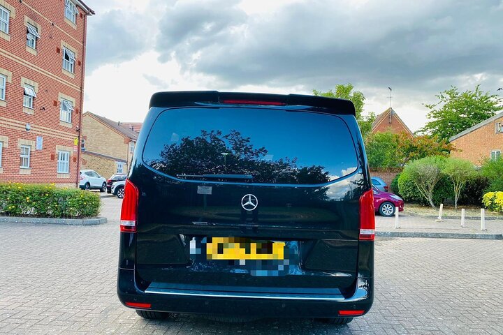 A1 Luxury Van from Stansted Airport STN to central london