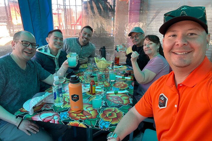 Plaza Sip, Savor, & History Walking Tour in Santa Fe