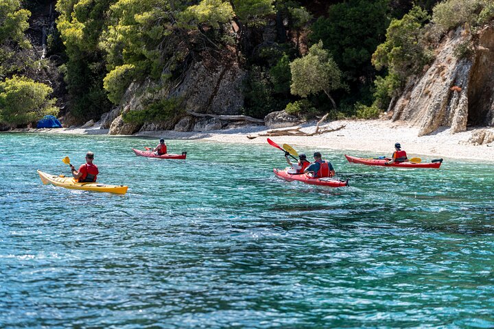 Lefkada Kayak : Explore Blue Cave with a Taste of Greece