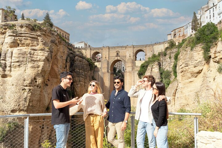 3 Cities in One Day: Cordoba, White Village & Ronda from Sevilla