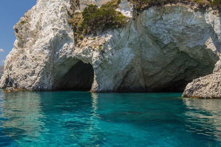 Zakynthos Cruise to Marathonisi, Keri Caves & Turtle Spotting