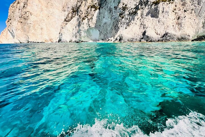 Zakynthos Cruise to Marathonisi, Keri Caves & Turtle Spotting