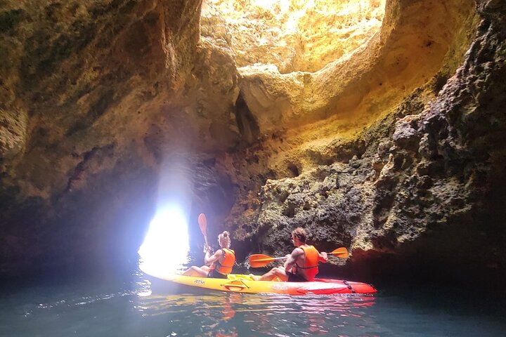 Benagil: Guided tour through the caves and Praia da Marinha