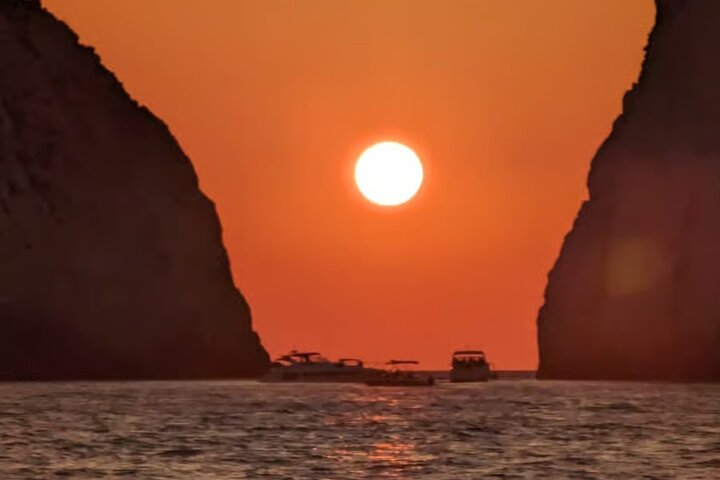 Zakynthos Turtle Spotting & Sunset Cruise to Myzithres with Wine