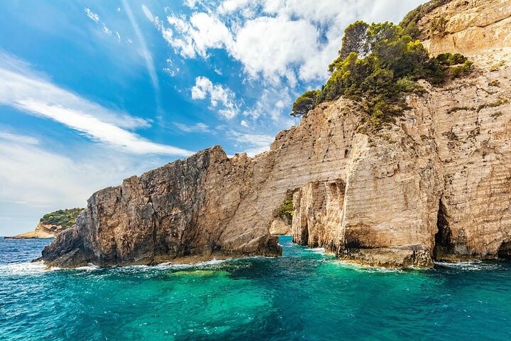 Zakynthos Turtle Spotting & Sunset Cruise to Myzithres with Wine