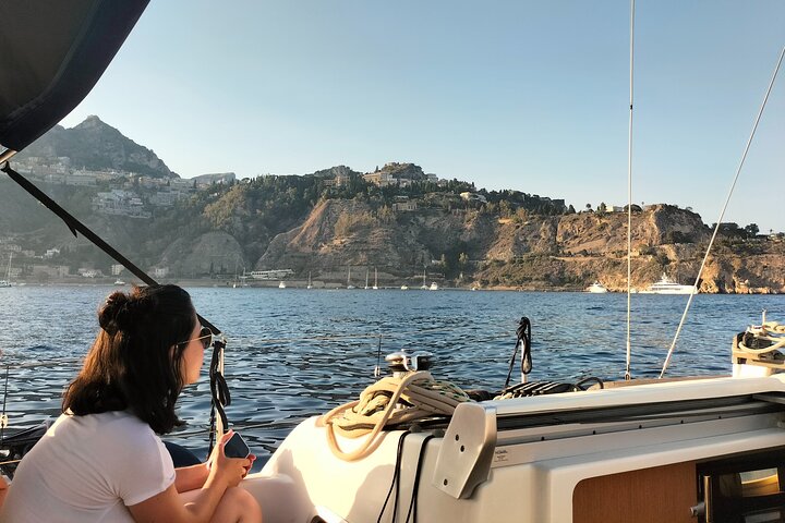 Sailing Tour Taormina Bay