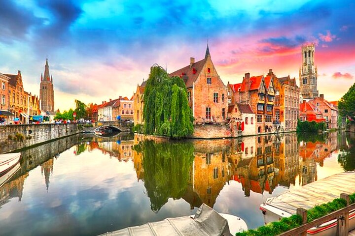 Best Bruges Cruise-Friendly Tour including Canal Boat Ride