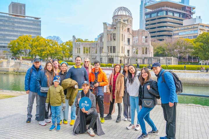 Hiroshima and Miyajima Day Trip with Itsukushima Shrine & Ferry