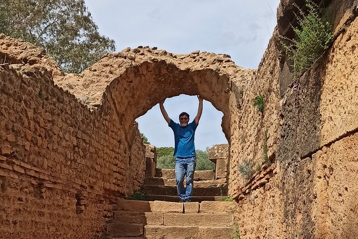 Explore the Ruins of Tipaza and Cherchell