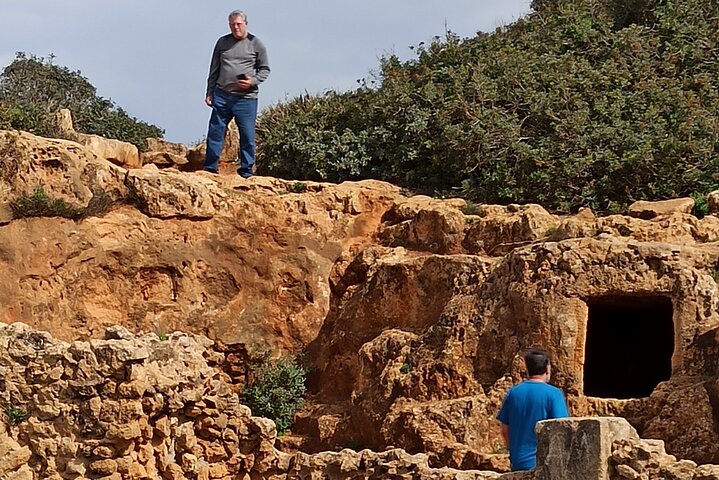 Explore the Ruins of Tipaza and Cherchell