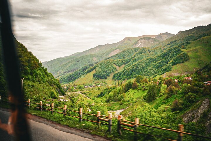 Highlights of Caucasus Mountains-Jinvali,Ananuri,Gudauri,Kazbegi(Group tour)