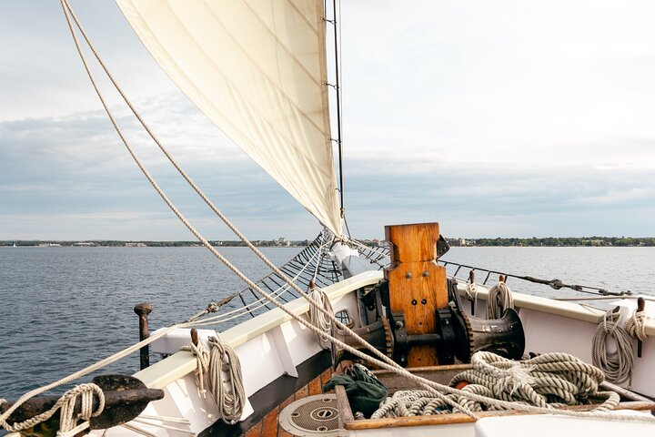 Manitou Evening Sail Experience