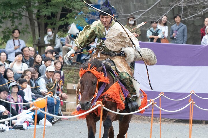 Tokyo:Samurai sword and archery class from a samurai descendant