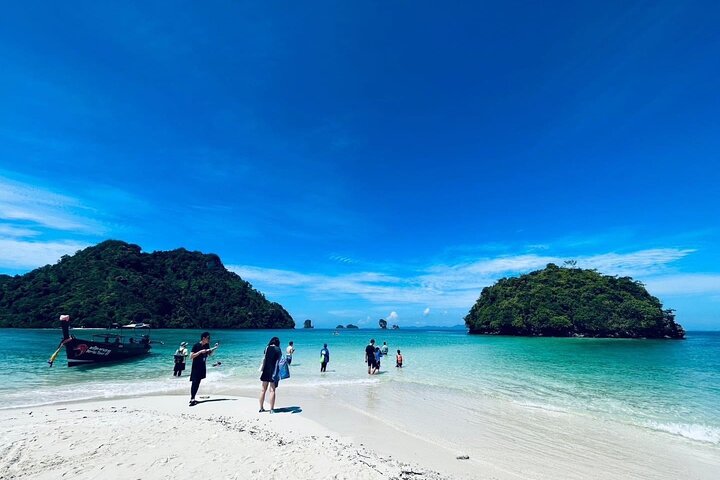 Phi Phi Early Bird & 4 Islands - Day Tour by Speedboat From Krabi