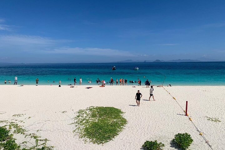 Phi Phi Early Bird & 4 Islands - Day Tour by Speedboat From Krabi
