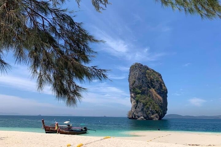 Phi Phi Early Bird & 4 Islands - Day Tour by Speedboat From Krabi