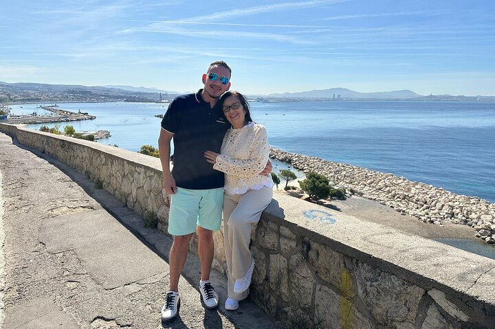 Sightseeing Tour of Marseille with a Private Driver