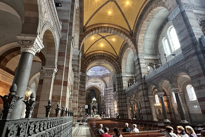 Sightseeing Tour of Marseille with a Private Driver