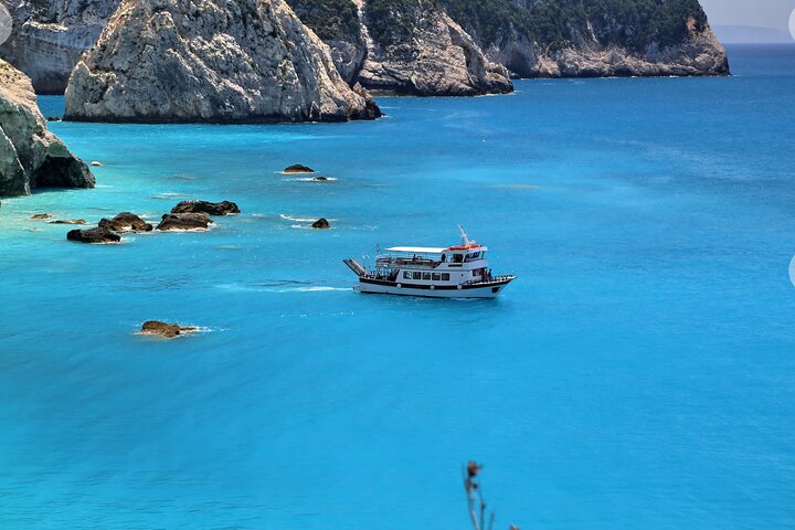 Boat Tour in Egremni, Porto Katsikia and Agiofili in Lefkada