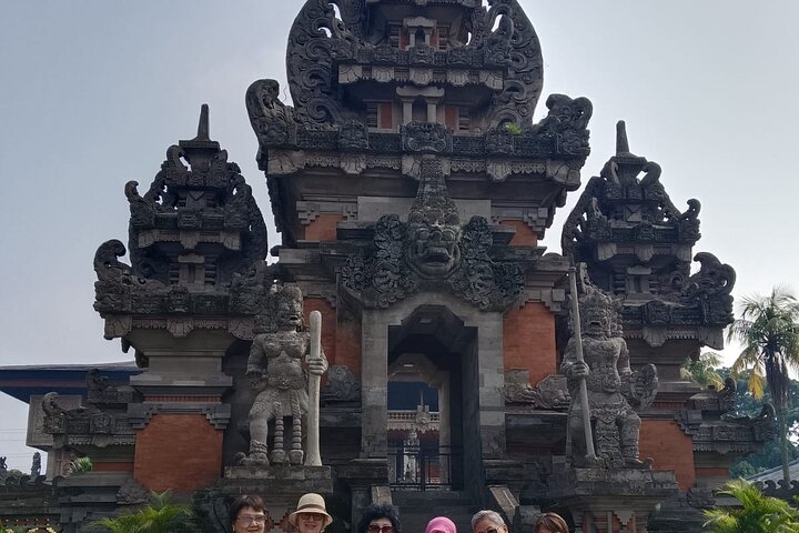 Jakarta Indonesian Culture in half Day