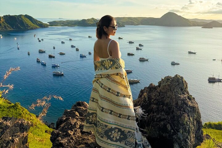 2 Day Trip Labuan Bajo Komodo Stay in Local Collection Hotel