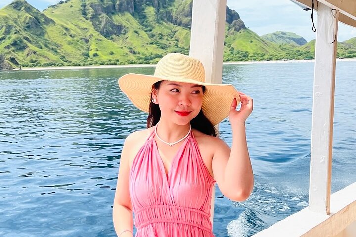 2 Day Trip Labuan Bajo Komodo Stay in Local Collection Hotel