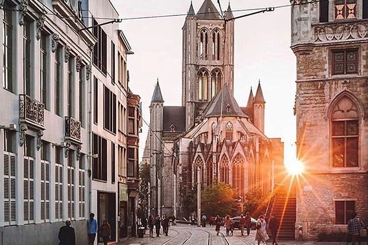 Ghent Food & Drink Tasting Tour with Local Specialties