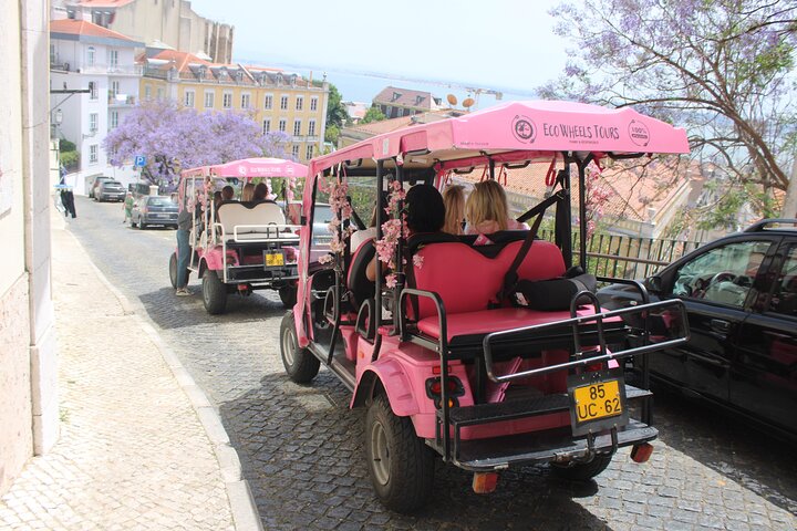 Old Lisbon : Private Guided Tour by Electric Quad & Tuk Tuk