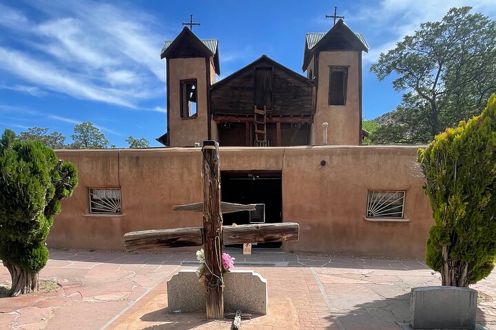 Santa Fe to Chimayo and Taos Pueblo Driving Tour/ Day Trip