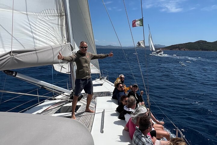 Sailing boat tour in the Maddalena Archipelago