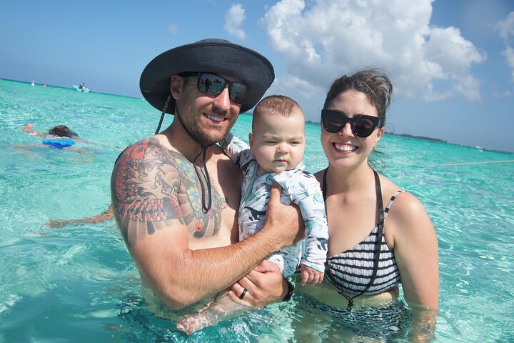 3-Stop Stingray City, Reef Snorkel & Starfish Point Tour